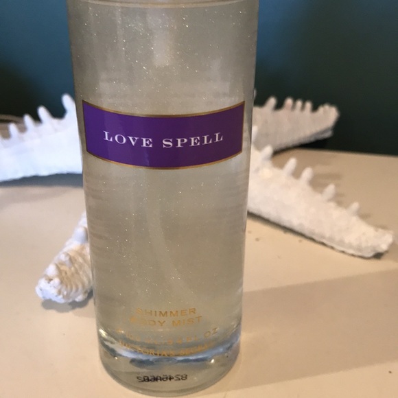 Victoria’s Secret Love Spell Shimmer Body Mist. New with tag, Glass bottle. - Picture 2 of 12